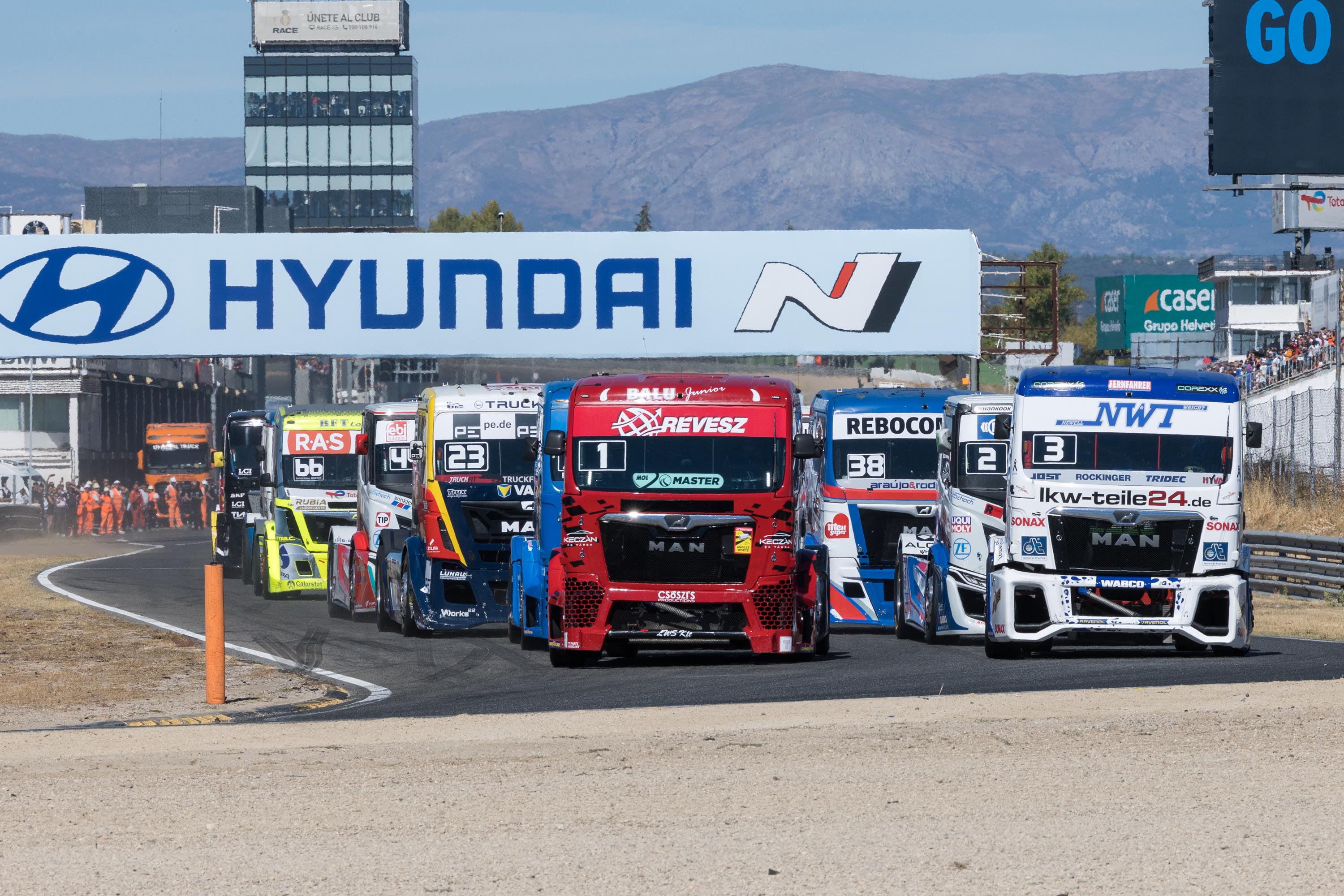 VICTORY FOR KISS AS TAYLOR AND LENZ RETURN TO CHAMPIONSHIP CONTENTION